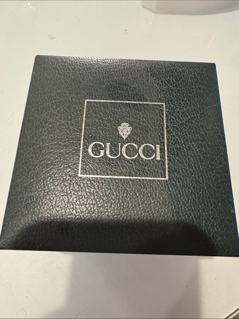 Gucci Gold Bracelet Watch with Interchangeable Colorful Bezels - Picture 3 of 6
